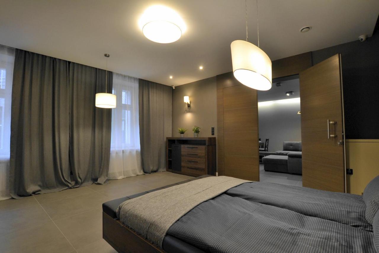 Apartament Platynowy - Centrum Gliwic Z Parkingiem Гливице Экстерьер фото