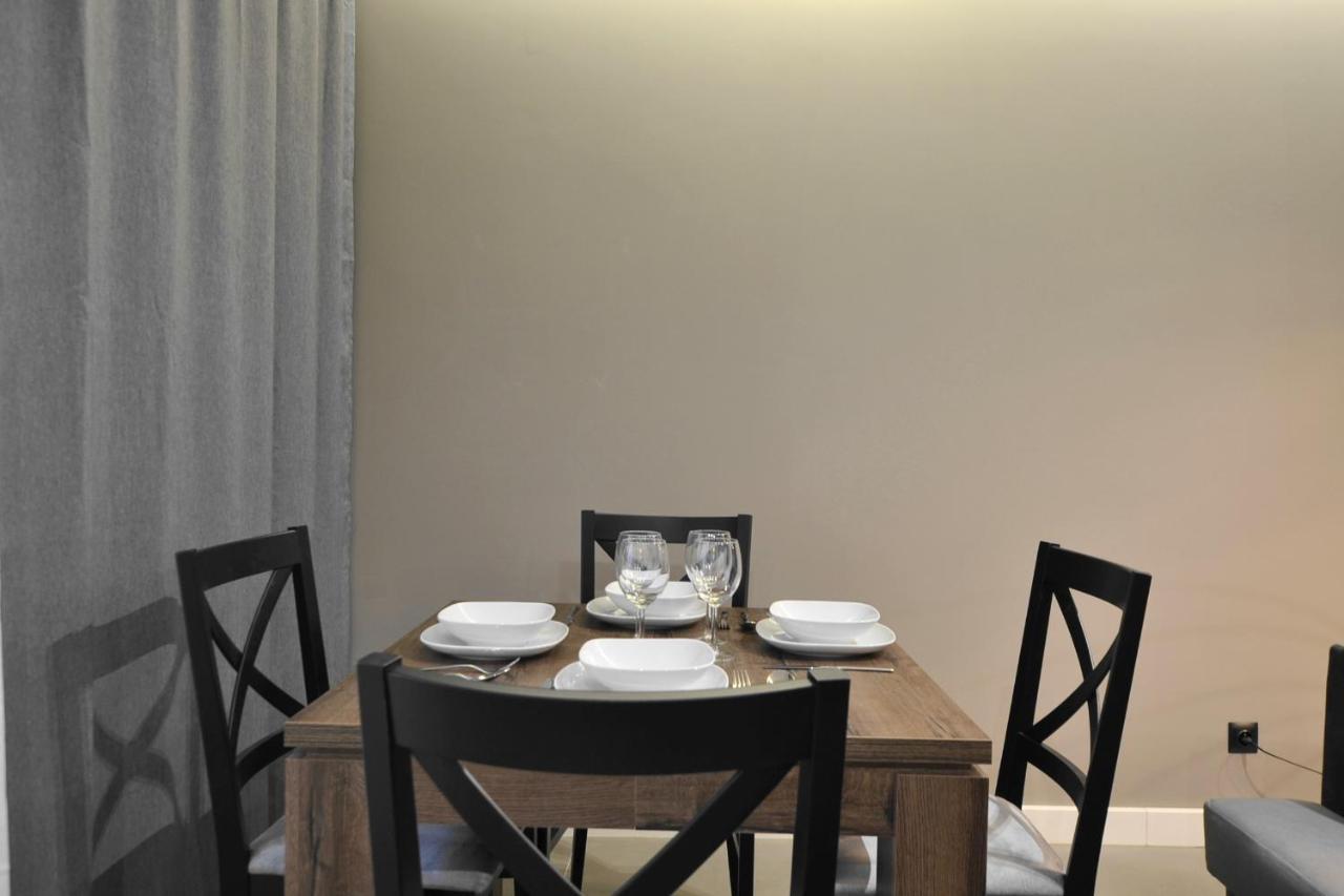 Apartament Platynowy - Centrum Gliwic Z Parkingiem Гливице Экстерьер фото