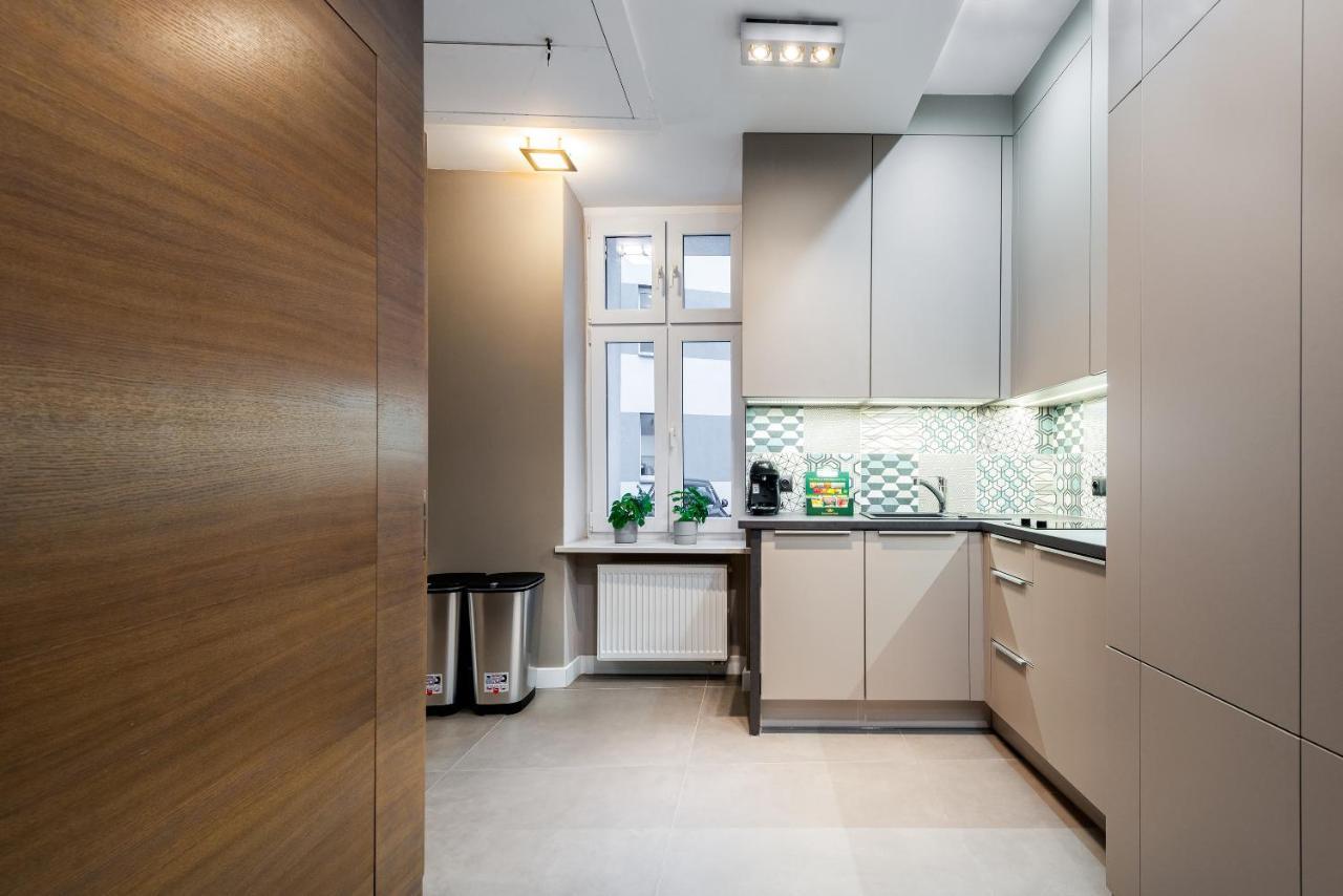 Apartament Platynowy - Centrum Gliwic Z Parkingiem Гливице Экстерьер фото